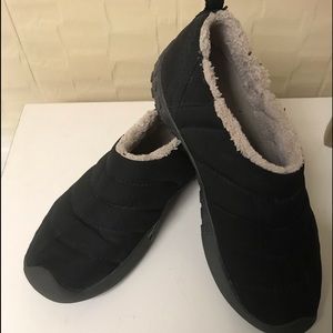 Keen slipper/shoes